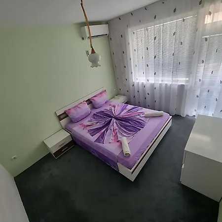 Flora Pensionat Kiten (Burgas)