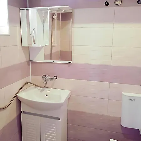 Flora Pensionat Kiten (Burgas)