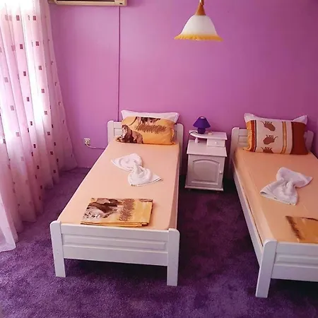 Pensionat Flora Kiten (Burgas)