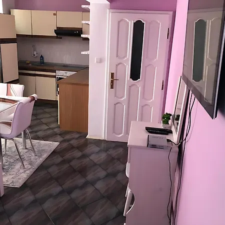 Flora Къща за гости Китен