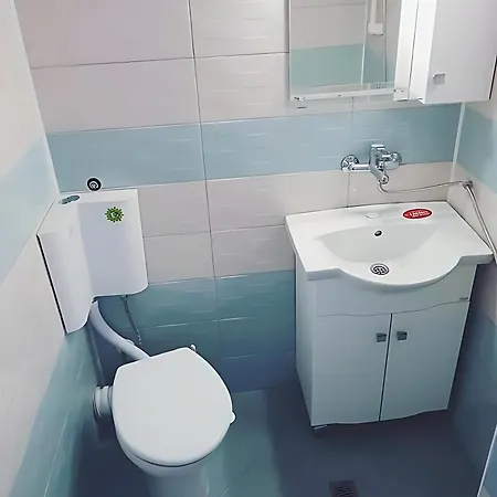 Flora Къща за гости Китен