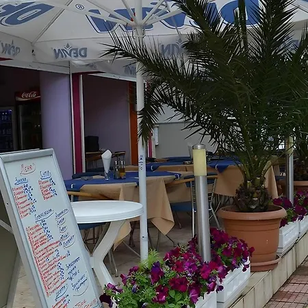 Pensión Flora Kiten (Burgas)